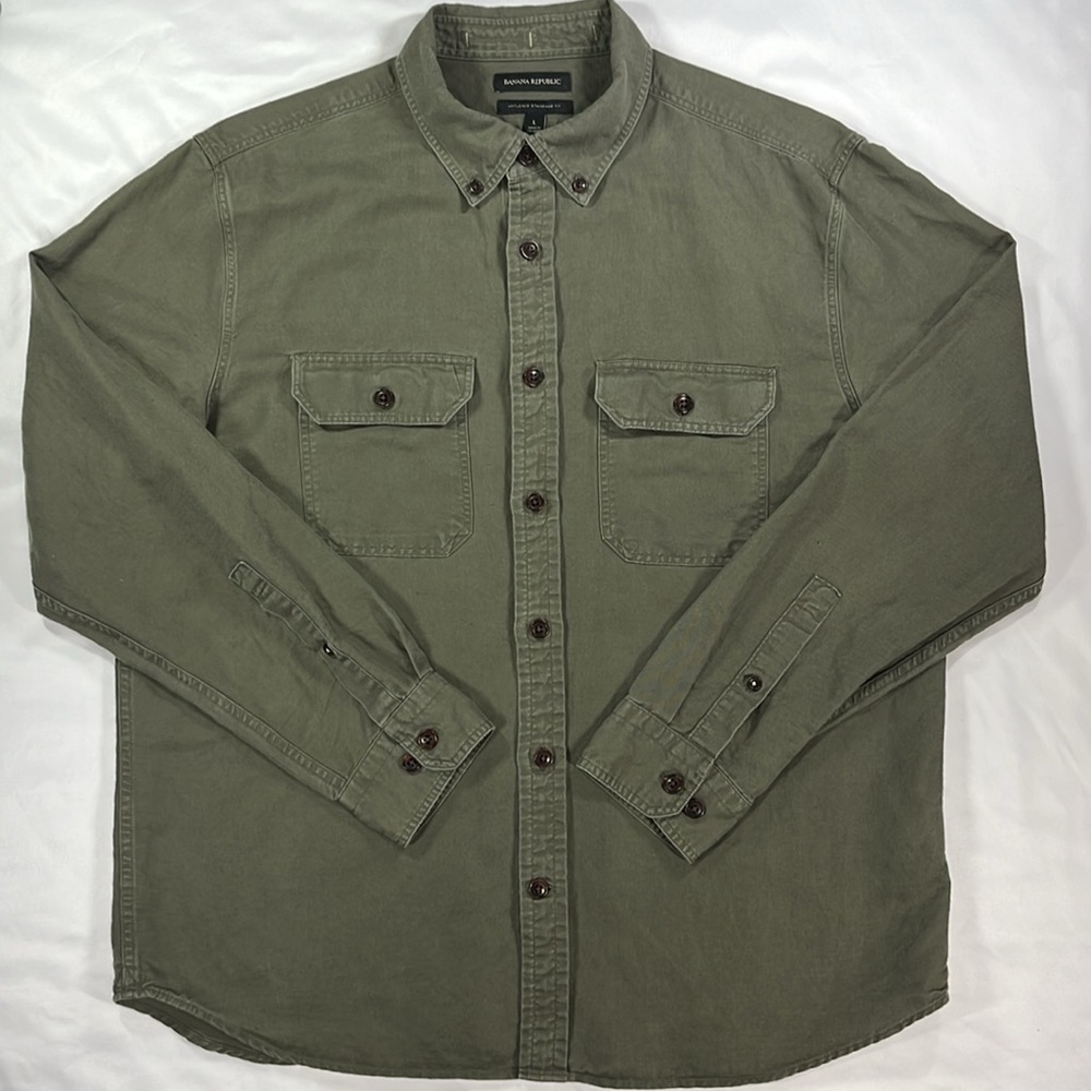 Banana Republic Men's Button Down Shirt Untucked Standard Fit Large